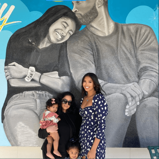 See photo of Vanessa Bryant and her daughters pose next to a mural of Kobe and Gigi Bryant