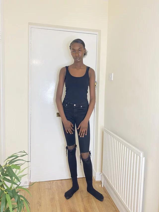 6ft - 12-year-old Girl