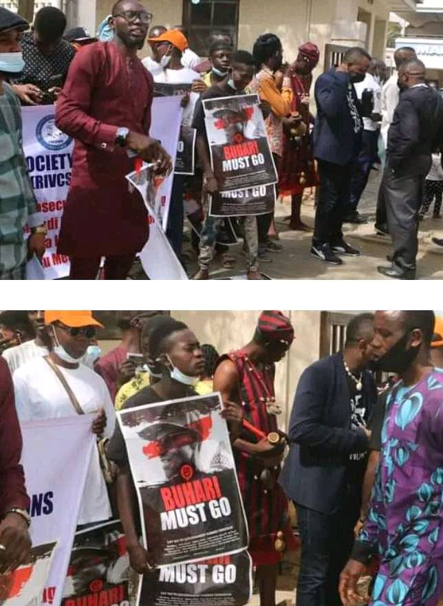 "Buhari Must Go", Protesters Storm The Streets Of Abuja Demanding For The Resignation Of President Buhari