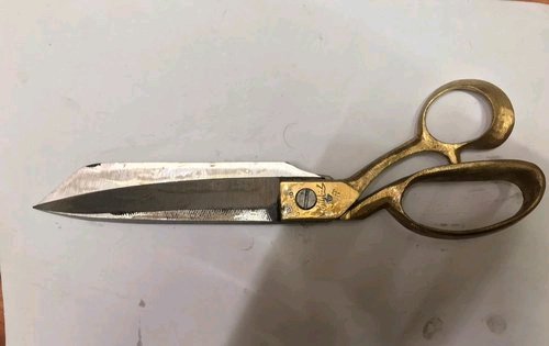 "What Belongs To Me, I Don't Share" -Jealous Wife Who Ch0pped Off Her Husband's Manh00d With Scissors Explains