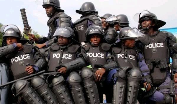 Jubilation As Police Gunned Down ''FOWL BOY'', The Most Notorious Armed Robber In Delta State