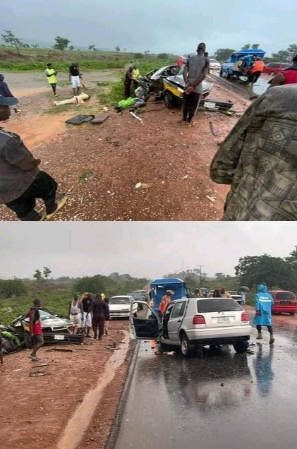 BLOOD EVERYWHERE!!! Seven Die, Two Injured In Fatal Crash Along Minna-Suleja Highway (Photos)