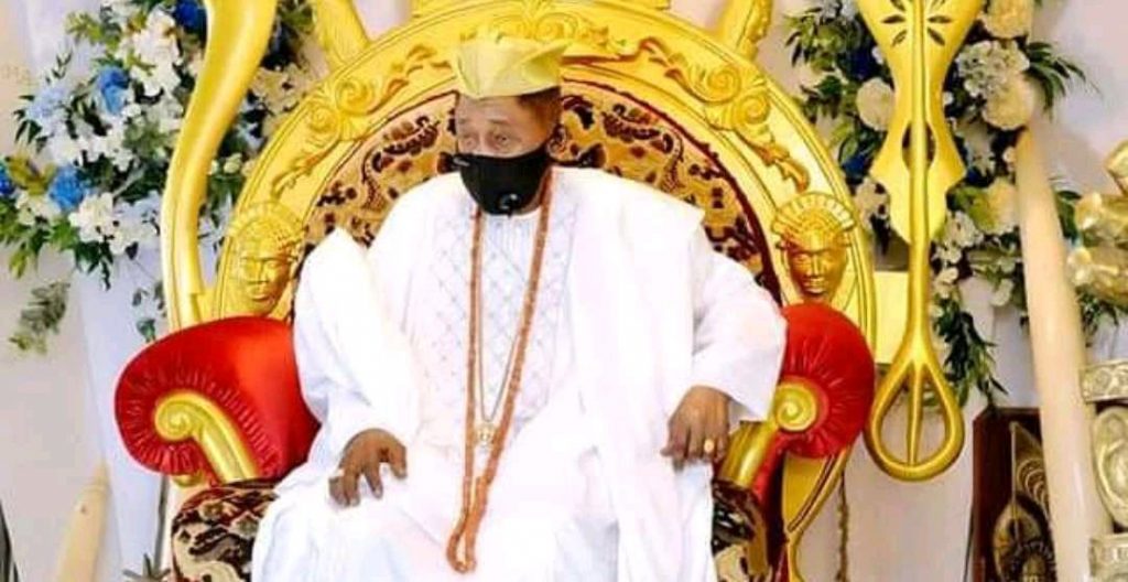 Alaafin Of Oyo Demands DNA Test From His Wife After She Was Caught Cheating