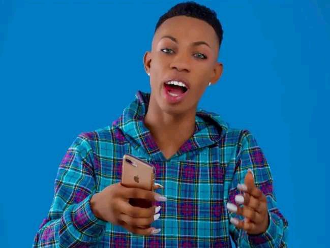 Yawa: 9ja Crossdresser James Brown Apologizes Publicly for Sharing Bedroom Video With A Male Lover (WATCH VIDEO)