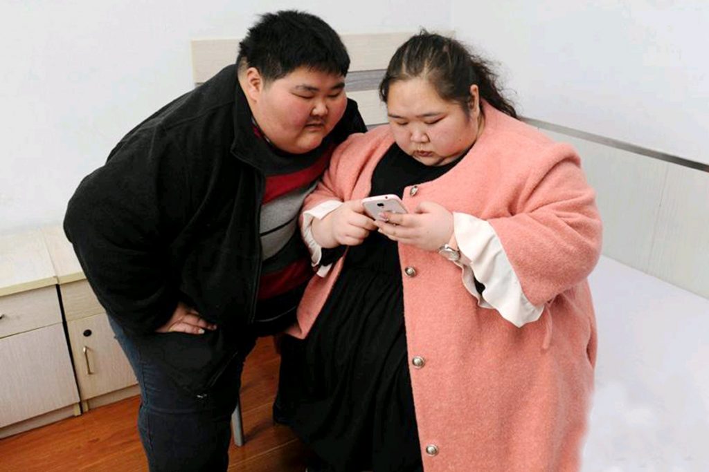 Yawa - Meet The Chinese Couple That Is Too Fat Consummate Their Marriage 