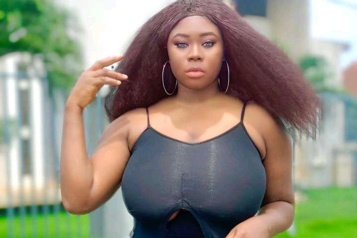 Plus Size Nollywood Actress Ujunwa Mandy Breaks the Internet With Adorable Photos
