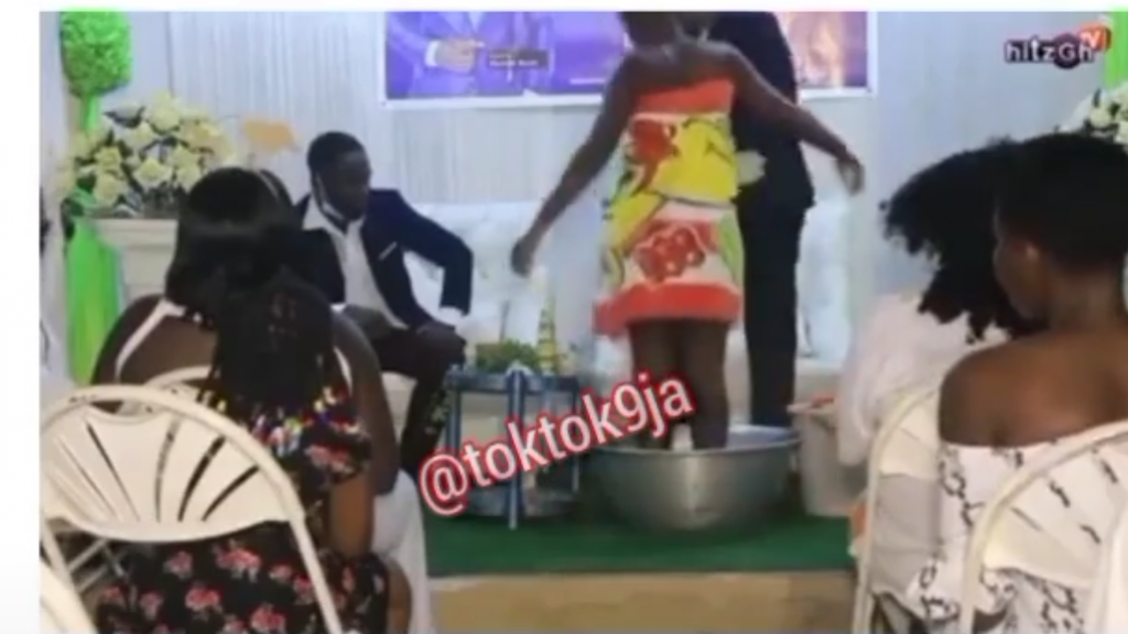 ENDTIME!!! Pastor Baths Female Church Members During Cross Over Night Service in Ghana (Video)