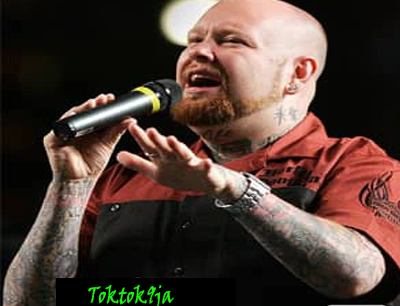 Is Wrong for Pastors to Have Tattoos? See Popular Pastors With Heavy Tattoos & Body Piercing