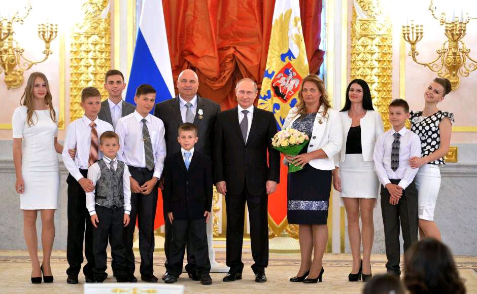 Meet Putin's Family His Wife and Adorable Children