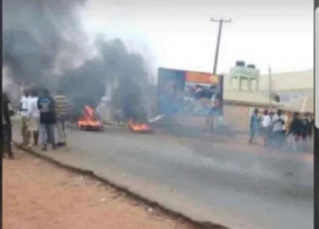 Houses Set Ablaze, Many Injured As Mob Search For Another Lady Over Blasphemy in Bauchi