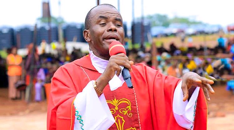 Welcome Back: Reverend Mbaka Returns Back To Adoration Ministry After Eight Month Suspension