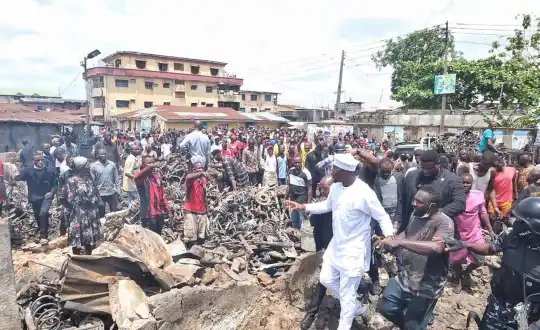 VIDEO: "Igbo Must Leave Lagos" Political Thugs Chant While Burning Down Igbo Dominated Akere Market and Kills One in Lagos