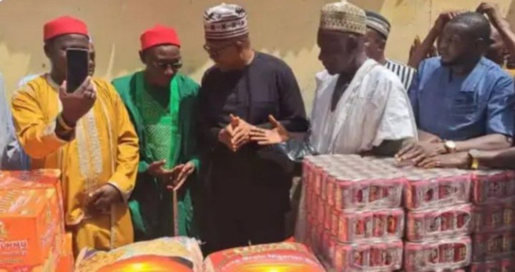 How Peter Obi Joined Muslims to Celebrate Eid El Fitr Inside The Mosque (Pictures)