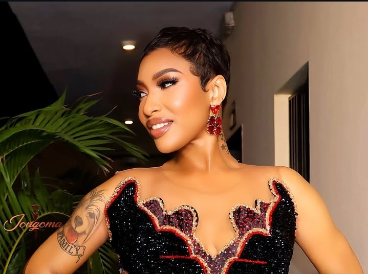 “I Smoked for 27 Years, Started at 13” Actress Tonto Dikeh Reveals in Emotional Church Testimony (Video)