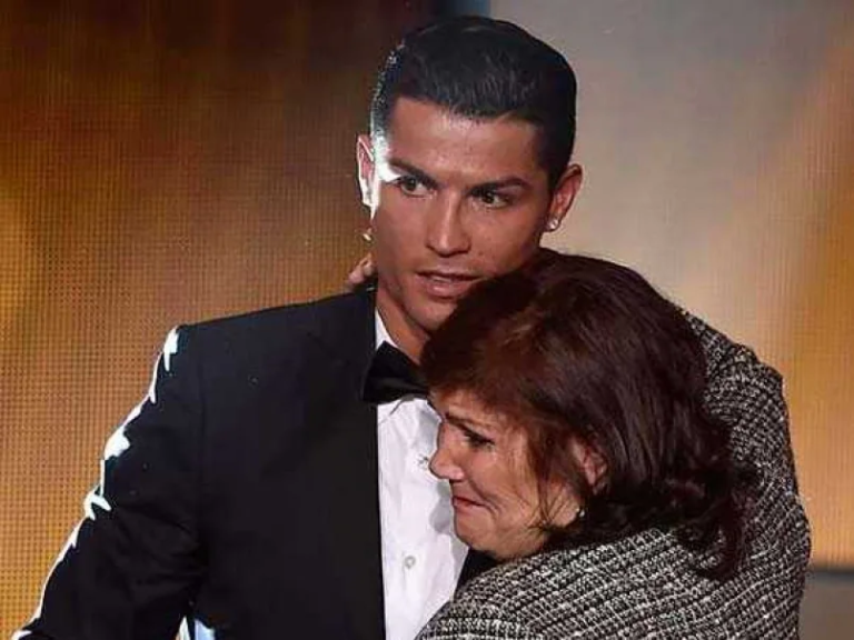 Ronaldo Explains the Simple Reason His Mother Still Lives With Him