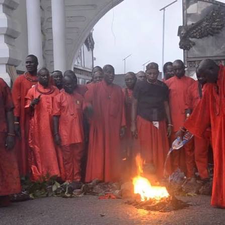 Oba of Benin Calls on Ancestors to Curse Kidnappers, Armed Robbers in Edo State